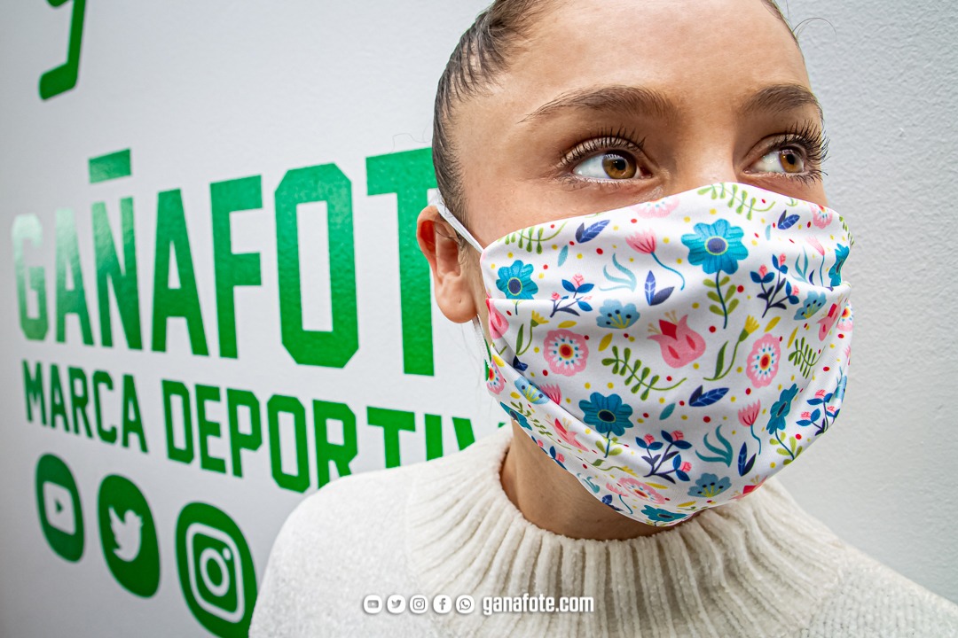 mascarilla de flores