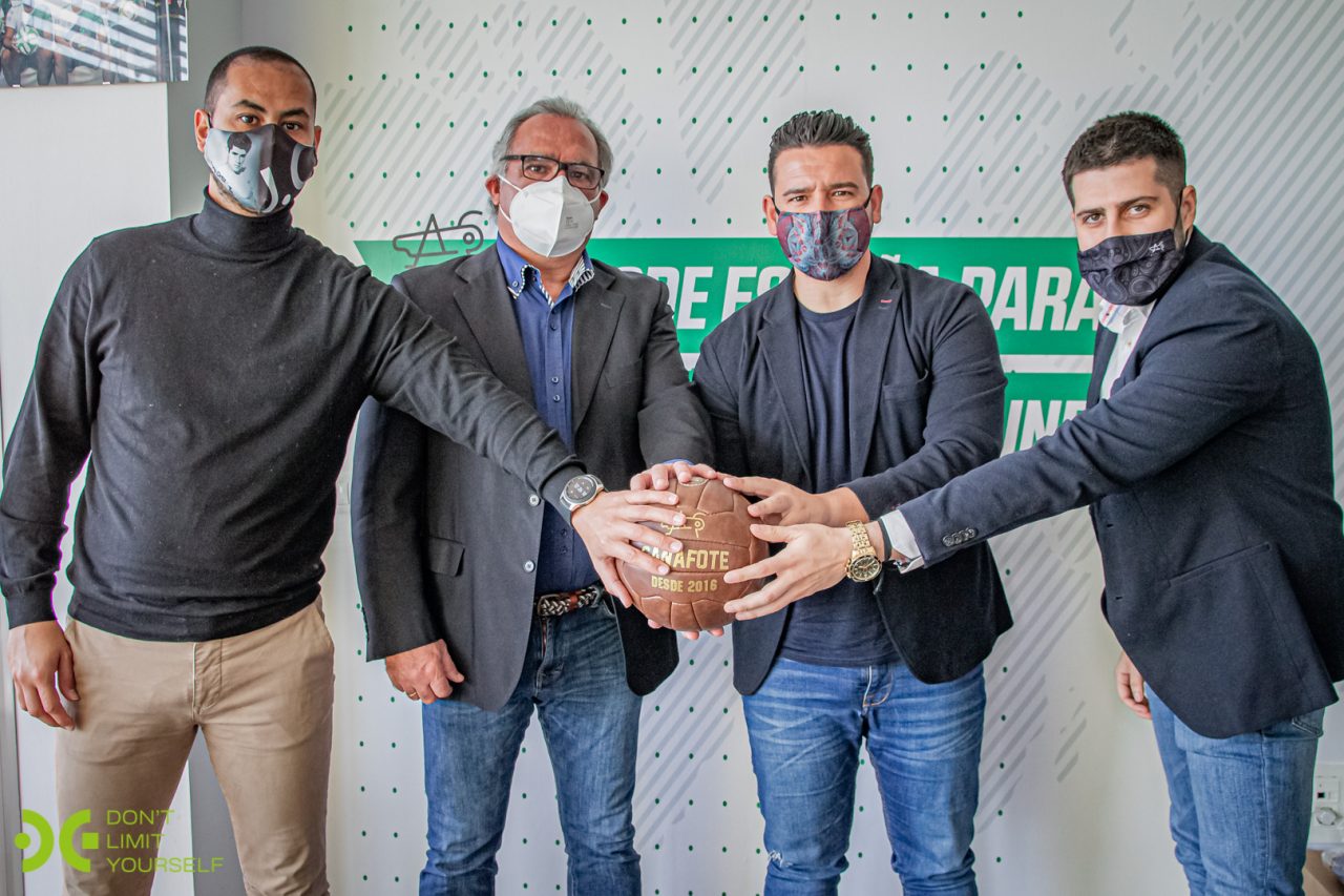 FUTBOLISTAS DE VIASPORT VESTIRÁN GAÑAFOTE