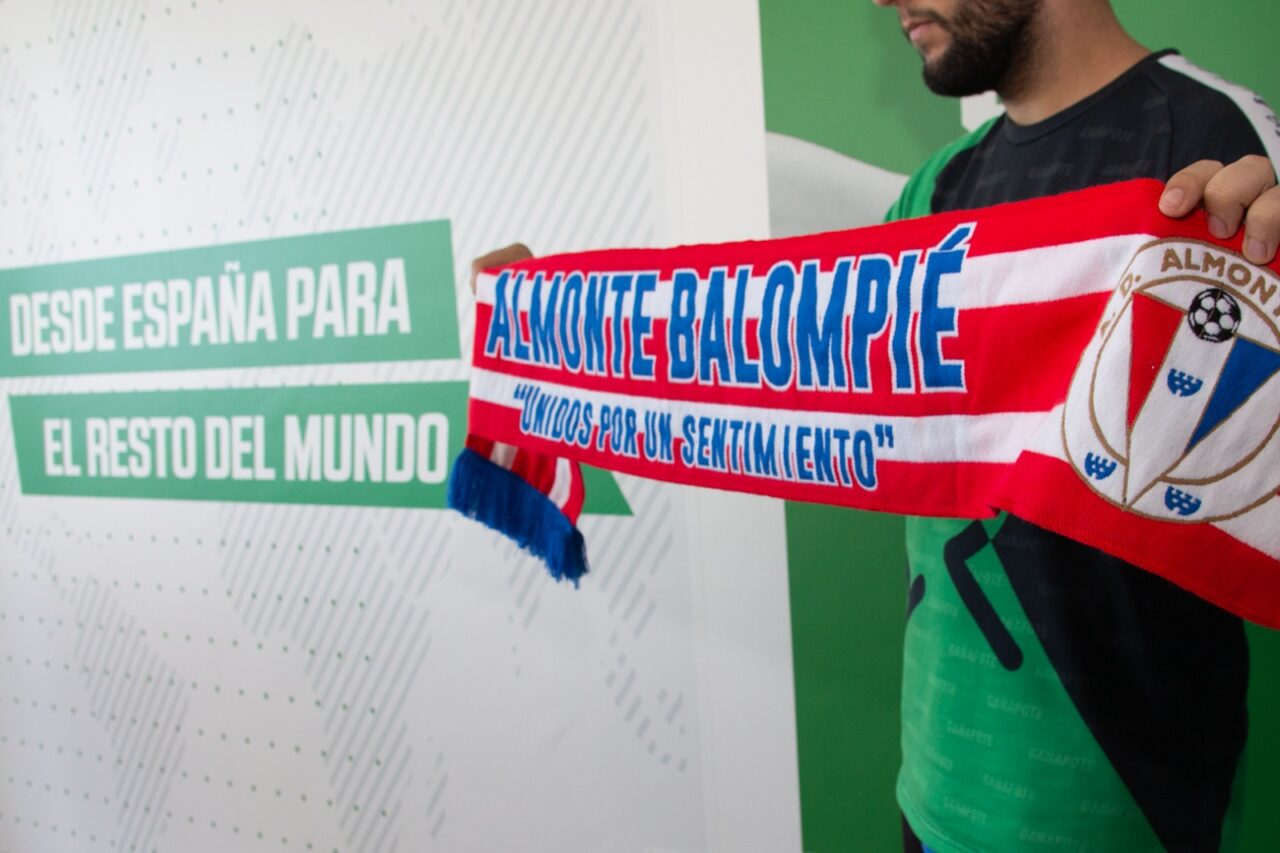 Merchandising deportivo. Apoya a tu club con Gañafote 1 - Gañafote